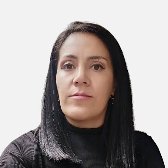 Retrato de Lida Rincón, editora general de la revista Folios